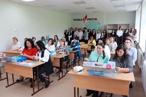 Азнакайда унбишенче “Үсеш ноктасы” үзәге ачылды