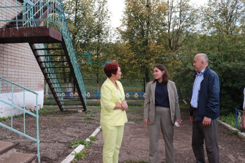 Глава Азнакаевского муниципального района Марсель Шайдуллин ознакомился с благоустройством сельских населенных пунктов