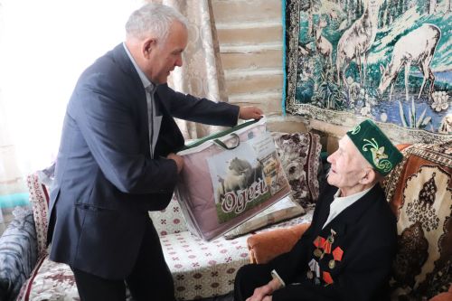 Азнакайлы Фәһем Миңнебаев 95 яшен тутырды