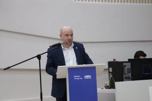 Азнакайда «Перекрыватель» коллективының җыелышы узды