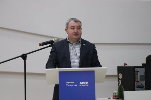 Азнакайда «Перекрыватель» коллективының җыелышы узды