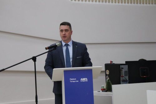 Азнакайда «Перекрыватель» коллективының җыелышы узды