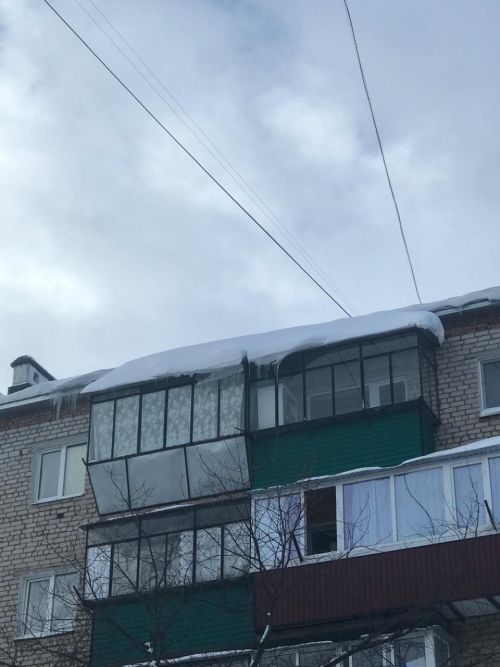 Осторожно, сход снега с крыш домов!