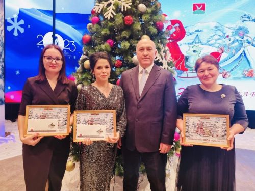 Азнакай районы Әгерҗе авылында Яңа еллар күңелле, балаларның каникуллары истәлекле узды