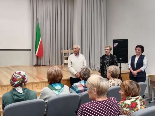 В Актюбе открылись курсы психологии для старшего поколения