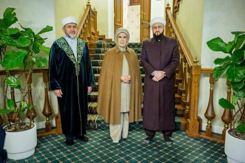 Жена Президента Турции посетила мечеть «Аль-Марджани» в Казани