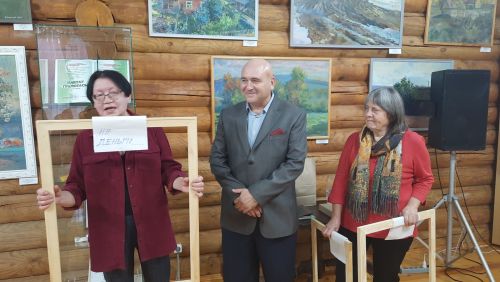 В Азнакаевском краеведческом музее открылась персональная выставка художника Дамира Хафизова