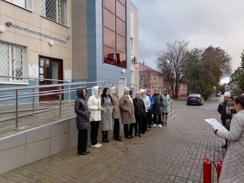 В Клиентской службе обучили противопожарной подготовке