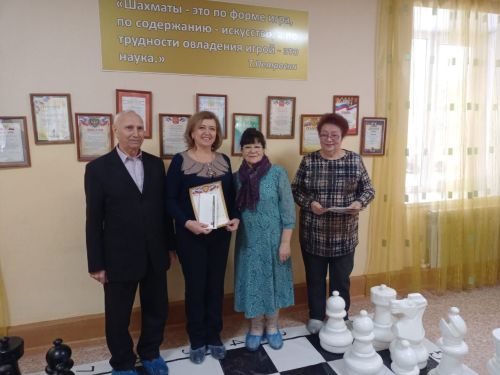 Азнакаевские ветераны соревнуются в шахматах и шашках