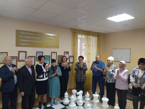 Азнакаевские ветераны соревнуются в шахматах и шашках