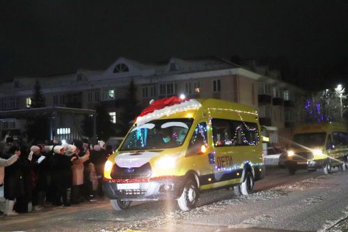 В Азнакаево состоялось открытие главной новогодней елки