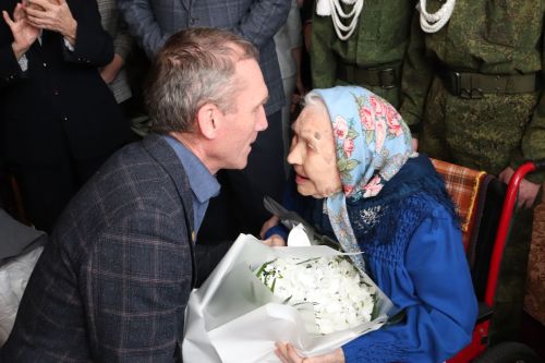 Азнакайның мәгариф ветераны 100 яшьлек юбилеен билгеләп үтте