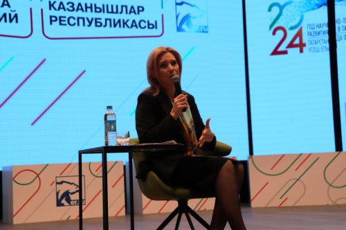 Национальные проекты воплощают мечты: Азнакаево приняло эстафету автобусного марафона «Татарстан — республика достижений»