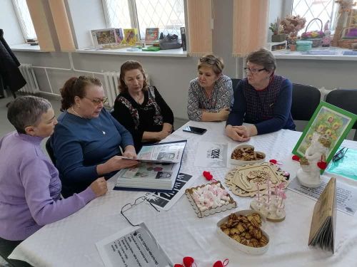 В Центре общения старшего поколения города Азнакаево состоялось мероприятие приуроченное Году семьи