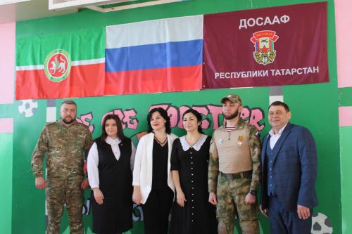 Сегодня в Азнакаевской средней школе № 9 прошел турнир «Ворошиловский стрелок» по стрельбе из пневматической винтовки