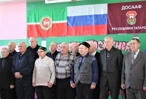 Сегодня в Азнакаевской средней школе № 9 прошел турнир «Ворошиловский стрелок» по стрельбе из пневматической винтовки