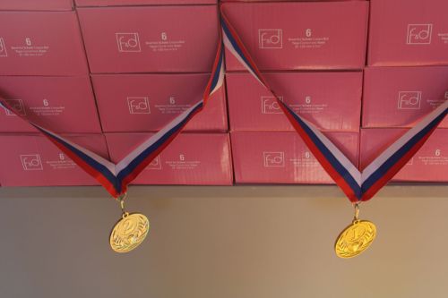Сегодня в Азнакаевской средней школе № 9 прошел турнир «Ворошиловский стрелок» по стрельбе из пневматической винтовки
