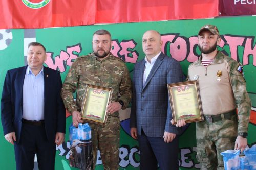 Сегодня в Азнакаевской средней школе № 9 прошел турнир «Ворошиловский стрелок» по стрельбе из пневматической винтовки