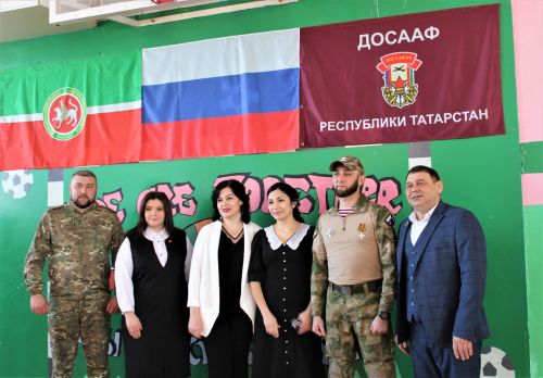 Сегодня в Азнакаевской средней школе № 9 прошел турнир «Ворошиловский стрелок» по стрельбе из пневматической винтовки