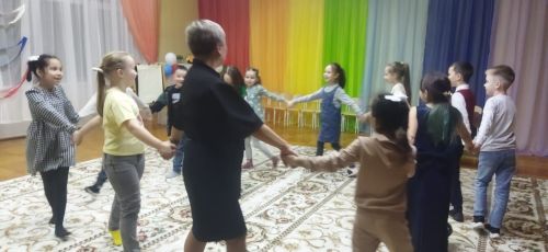 В Азнакаевском детском саду «Сказка» состоялась встреча выпускников