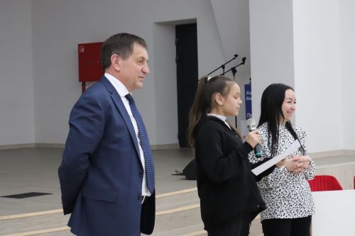 Азнакайда яшүсмерләр клубы проекты буенча әңгәмә үткәрелде