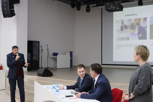 Азнакайда яшүсмерләр клубы проекты буенча әңгәмә үткәрелде
