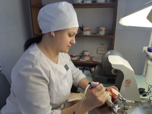 В Азнакаево сегодня отмечают Международный день стоматолога