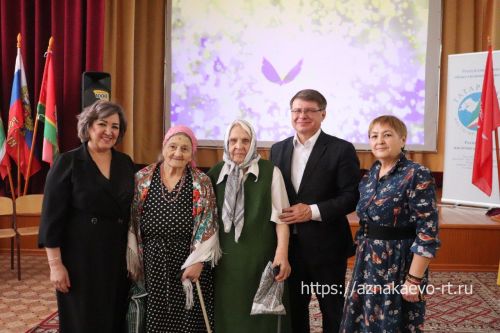 Азнакайда ТОСлар халыкка бәйрәм ясады