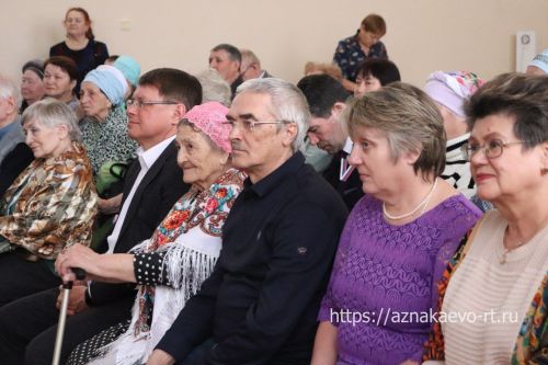 Азнакайда ТОСлар халыкка бәйрәм ясады