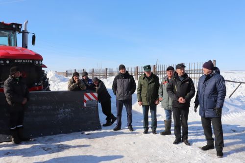 Азнакайда техникаларның язгы кыр эшләренә әзерлеген тикшерделәр