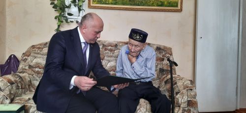 Ветеран войны из Азнакаево встретил свою 103-ю весну