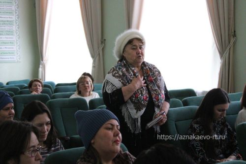 Азнакайда сәламәтлеге чикле балалар аналары җыелды