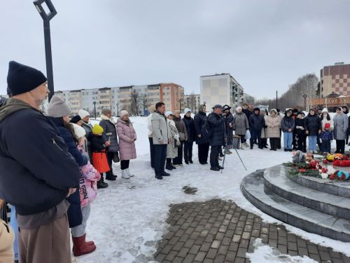 Сегодня в городе Азнакаево почтили память погибших в результате теракта в «Крокус Сити Холле»