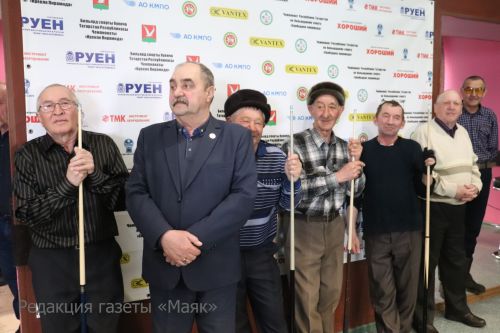 Азнакайда сугыш ветераны Канәгать Газизуллин истәлегенә бильярд ярышлары бара