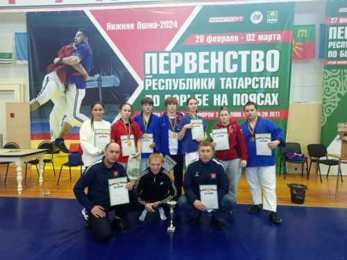 Азнакай спортчылары - билбаулы көрәш буенча Татарстан Республикасы беренчелеге җиңүчеләре