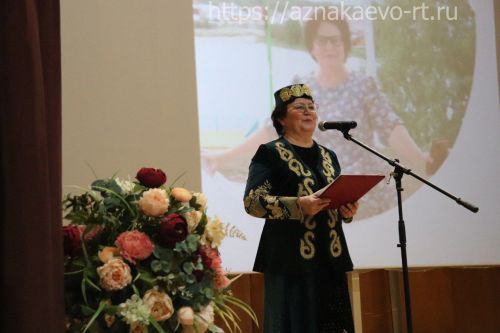 Азнакайда депутат хатын-кызлар ярышты