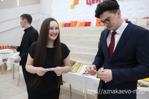 Азнакайда яшь табиблар җыелды