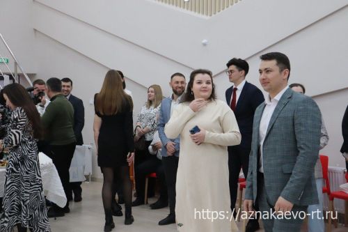 Азнакайда яшь табиблар җыелды