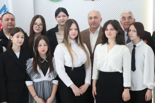 Юным азнакаевцам вручили паспорта