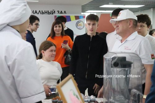 Азнакайда вакансияләр ярминкәсе узды