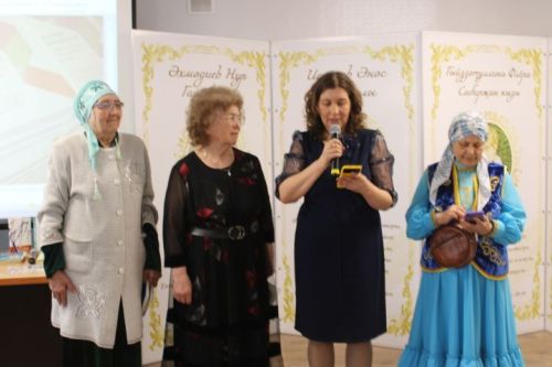 В Азнакаево прошла презентация книги «Эдэби офыклар» («Литературные горизонты»)