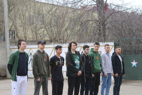 Азнакаевцы призывного возраста отправляются на военную службу