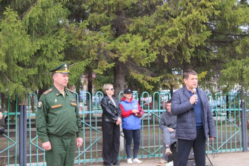 Азнакаевцы призывного возраста отправляются на военную службу