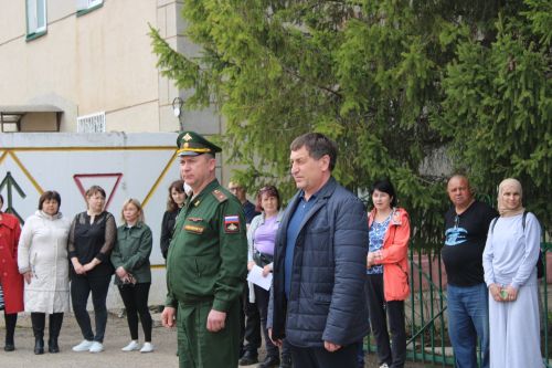 Азнакаевцы призывного возраста отправляются на военную службу