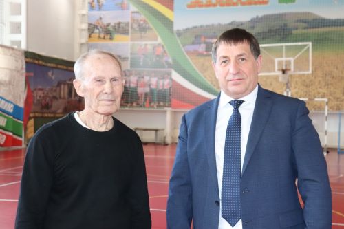 Азнакайлыларны дөнья чемпионы спортка өнди