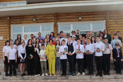 Азнакайның егет-кызларына паспортлар тапшырдылар