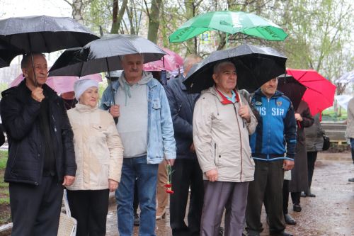 В Азнакаево состоялось торжественное открытие памятной доски на фасаде дома, где жил Нур Ахмадиев