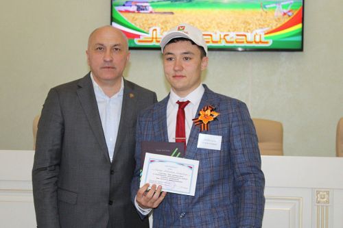 Азнакайда Дублер көне үтте