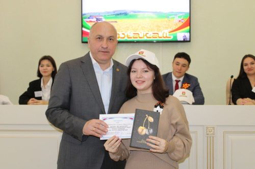 Азнакайда Дублер көне үтте