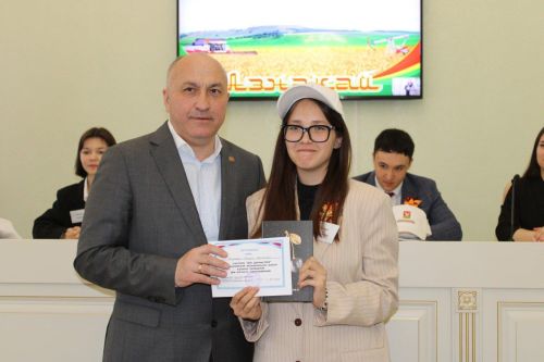 Азнакайда Дублер көне үтте